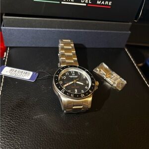 Bandiera 3 Hands Date Classic Black